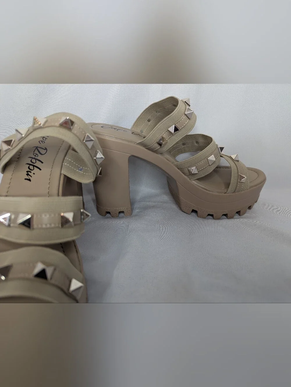 NWOB Cape Robbin Tinley Spikey Platform Chunky Heels Women's Size 10